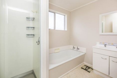 Photo of property in 1/9 Denver Grove, Totara Park, Upper Hutt, 5018