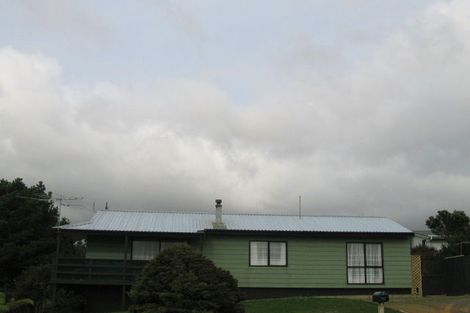 Photo of property in 1 Shaftesbury Grove, Stokes Valley, Lower Hutt, 5019