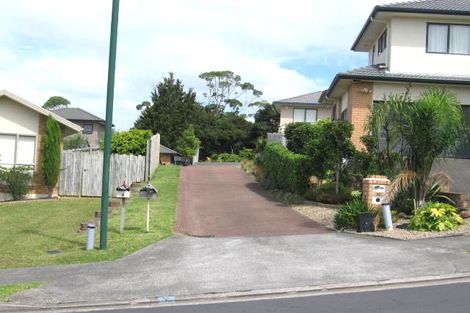 Photo of property in 5 Fulmar Way, Unsworth Heights, Auckland, 0632
