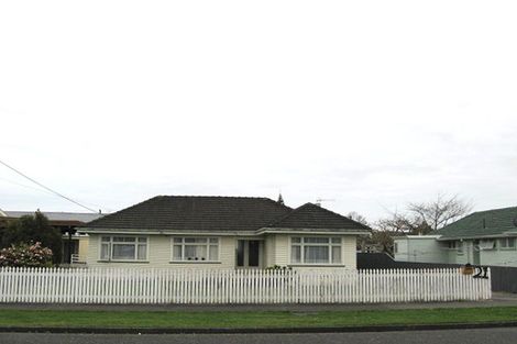 Photo of property in 21 Rugby Street, Levin, 5510