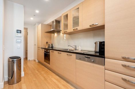 Photo of property in 1/11p Maunganui Road, Mount Maunganui, 3116