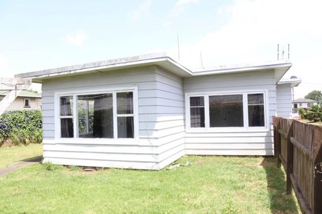 Photo of property in 19 Driver Road, Mangere East, Auckland, 2024