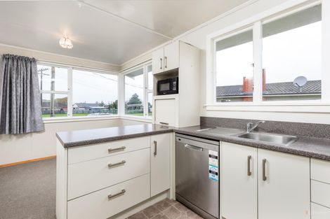 Photo of property in 2 Kennedy Crescent, Waimate, 7924