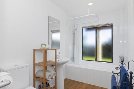 Photo of property in 9 Astor Place, Welcome Bay, Tauranga, 3112