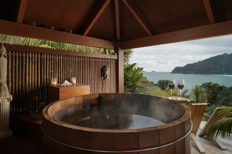 Photo of property in 22 Tairua Terrace, Tairua, 3508