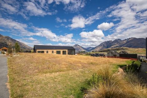 Photo of property in 19 Falconer Rise, Jacks Point, Queenstown, 9371