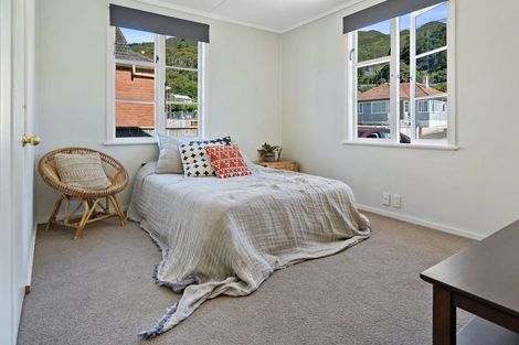 Photo of property in 11 Cleland Crescent, Naenae, Lower Hutt, 5011