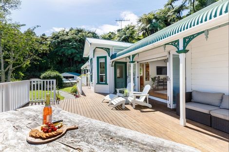 Photo of property in 160a Frankley Road, Frankleigh Park, New Plymouth, 4310