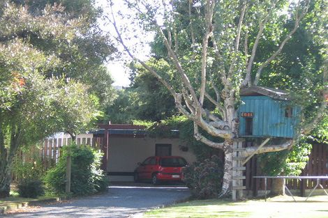 Photo of property in 8 Bailey Grove, Trentham, Upper Hutt, 5018