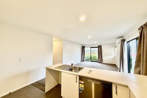 Photo of property in 2 League Lane, Phillipstown, Christchurch, 8011