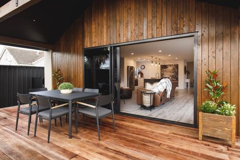 Photo of property in 3b Eltham Road, Blenheim, 7201