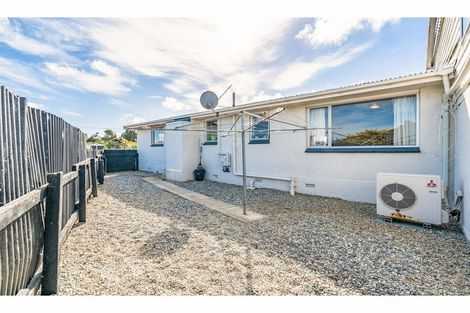 Photo of property in 10 Robert Street, Otatara, Invercargill, 9879