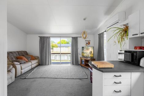 Photo of property in 11 Rainbow Drive, Rainbow Point, Taupo, 3330