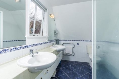 Photo of property in 128 Beach Road, Castor Bay, Auckland, 0620