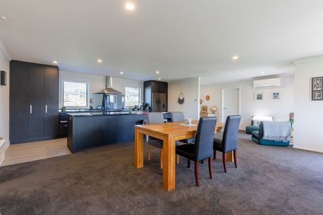 Photo of property in 4 Les Wakefield Road, Mapua, 7005