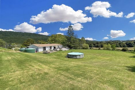 Photo of property in 960 Whangaripo Valley Road, Whangaripo, Wellsford, 0972