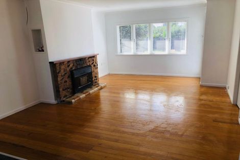 Photo of property in 27 Cameron Street, Papakura, 2110