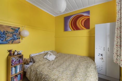 Photo of property in 96 Bridge Street, Eltham, 4322