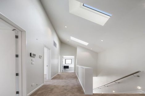 Photo of property in 4 Coopworth Street, Karaka, 2580