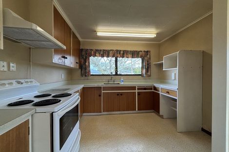 Photo of property in 1 Waverley Street, Waipawa, 4210