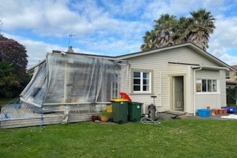 Photo of property in 10 Queens Road, Glen Avon, New Plymouth, 4312