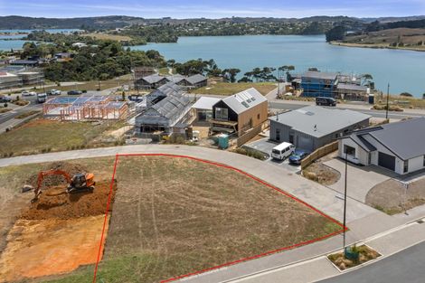 Photo of property in 4 Kanuka Street, Raglan, 3225