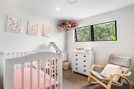 Photo of property in 2/141 Wallace Road, Mangere Bridge, Auckland, 2022