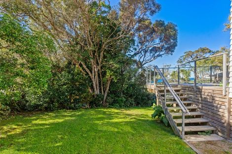 Photo of property in 1 Spray Crescent, Leigh, 0985