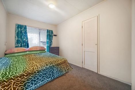 Photo of property in 70 Burundi Avenue, Clendon Park, Auckland, 2103