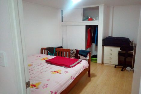 Photo of property in 21 Oaktree Avenue, Browns Bay, Auckland, 0630