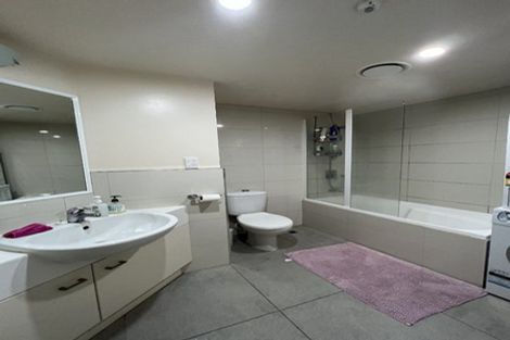 Photo of property in The Mews, 4/8 Basque Road, Eden Terrace, Auckland, 1021