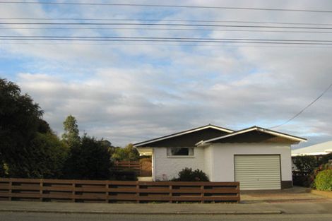 Photo of property in 64 Redcastle Road, Oamaru North, Oamaru, 9400