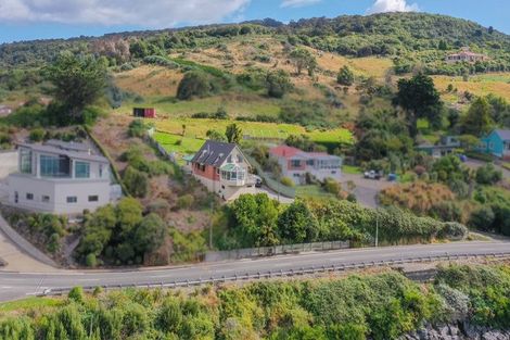 Photo of property in 14 Marine Parade, Bluff, 9814