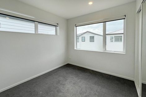 Photo of property in 16 Te Kaapia Road, Papakura, 2110