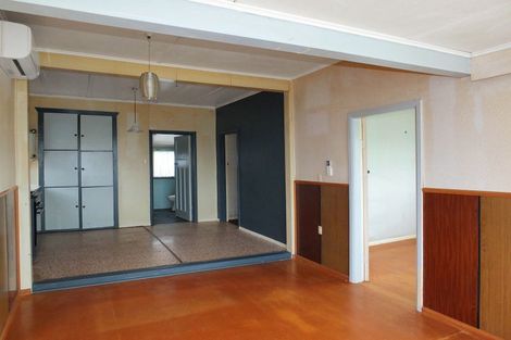 Photo of property in 46 Signal Street, Foxton Beach, Foxton, 4815