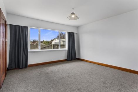 Photo of property in 1/43 Aorangi Road, Bryndwr, Christchurch, 8053