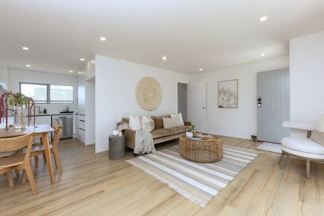 Photo of property in 58a Cedar Heights Avenue, Massey, Auckland, 0614