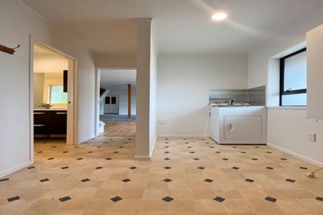 Photo of property in 30 Queen Street, Riverhead, 0820