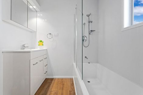 Photo of property in 14 Hinau Place, Edgecumbe, 3120