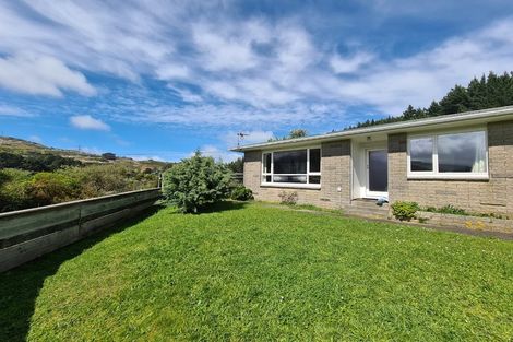 Photo of property in 21 Richmond Hill, Glenside, Wellington, 6037