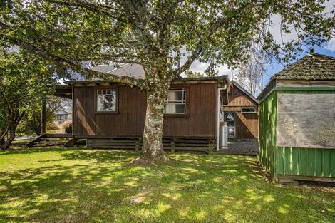 Photo of property in 5 Mackenzie Street, National Park, Owhango, 3989