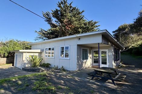 Photo of property in 22 Hunia Terrace, Himatangi Beach, Foxton, 4891