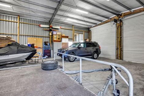 Photo of property in 60 Turangi Road, Motunui, Waitara, 4383