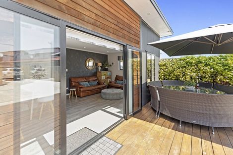 Photo of property in 36a Oceanview Road, Mount Maunganui, 3116