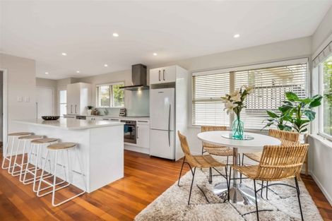 Photo of property in 9 Oruamo Place, Beach Haven, Auckland, 0626