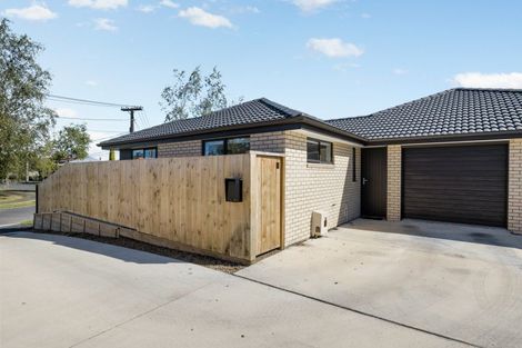 Photo of property in 1/15 Mabian Crescent, Deanwell, Hamilton, 3206