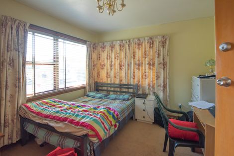 Photo of property in 37 Curletts Road, Sockburn, Christchurch, 8042