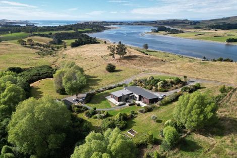 Photo of property in 37 Settlement Hill Road, Owaka, 9586