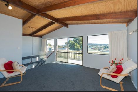 Photo of property in 19 Bay View Road, Raglan, 3225