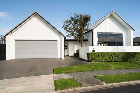 Photo of property in 16 Saint Thomas Avenue, Pyes Pa, Tauranga, 3112